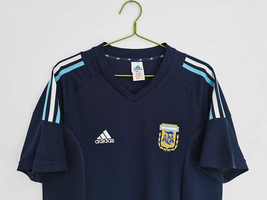 Argentina 2002 (Away Kit) 10