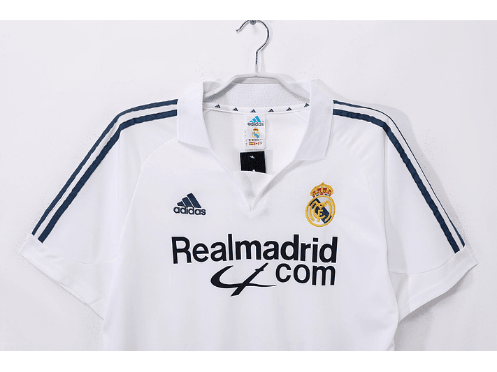 Real Madrid 2001/02 (Home Kit) 2