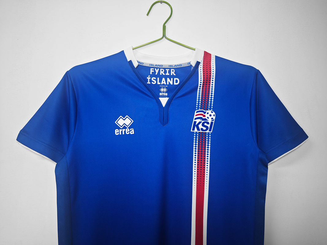 Islandia 2016/17 (Home Kit) 2