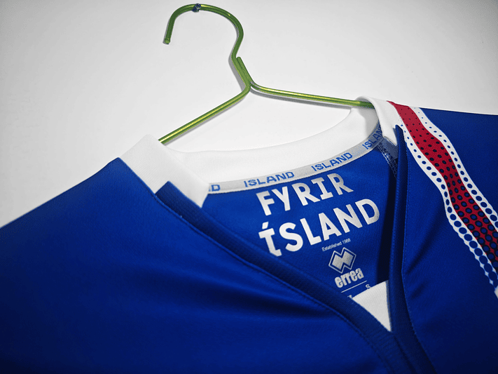 Islandia 2016/17 (Home Kit) 3
