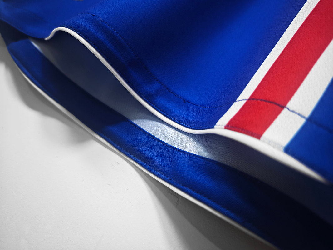 Islandia 2016/17 (Home Kit) 4