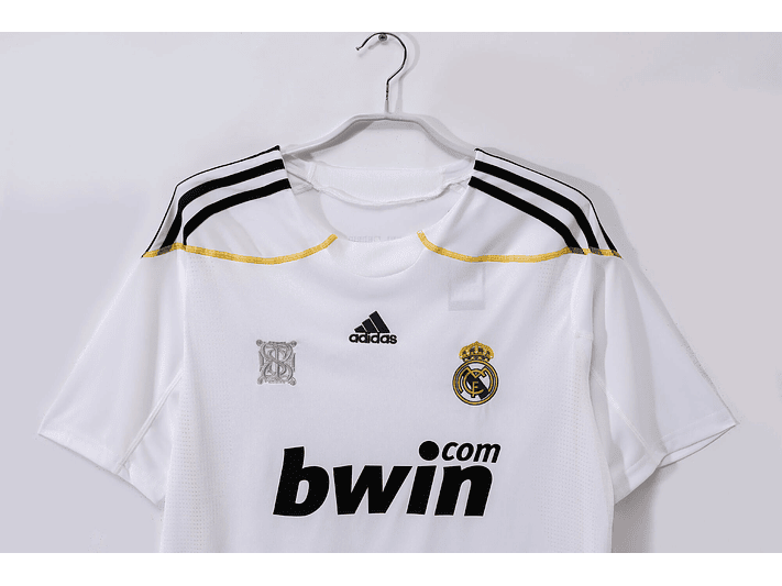 Real Madrid 2009/10 (Home Kit) 2