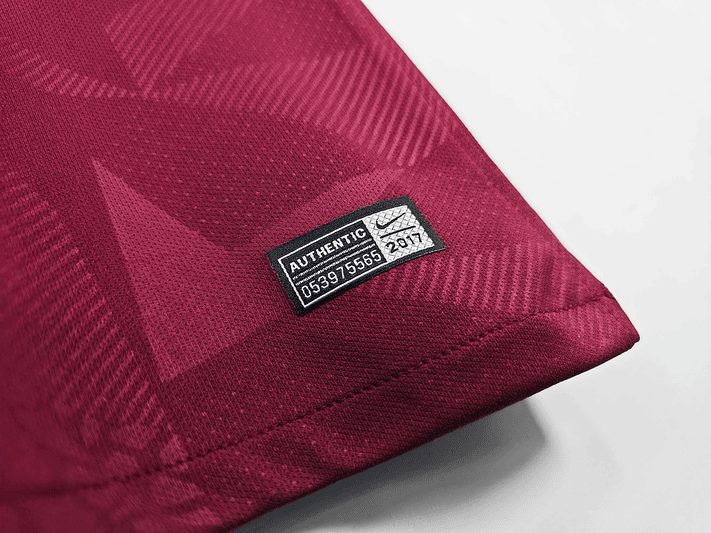 Barcelona 2017/18 (Third Kit) 12