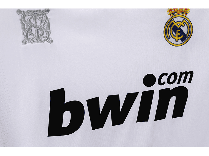 Real Madrid 2009/10 (Home Kit) 3