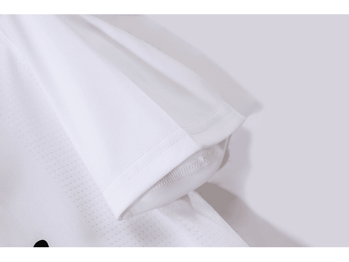 Real Madrid 2009/10 (Home Kit) 4