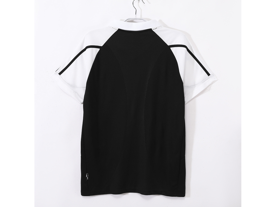 Real Madrid 2001/02 (Away Kit) 11