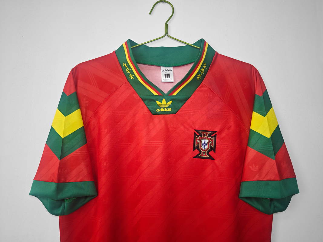 Portugal 1992/94 (Home Kit) 5
