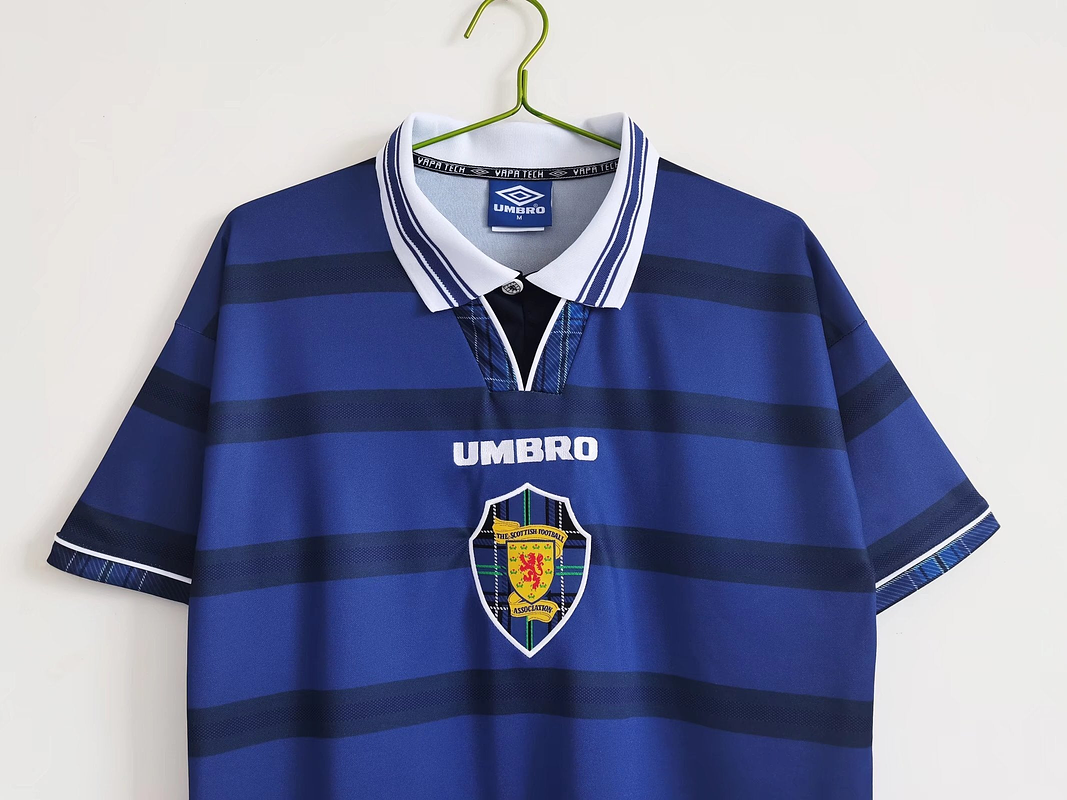 Escocia 1998/00 (Home Kit) 2