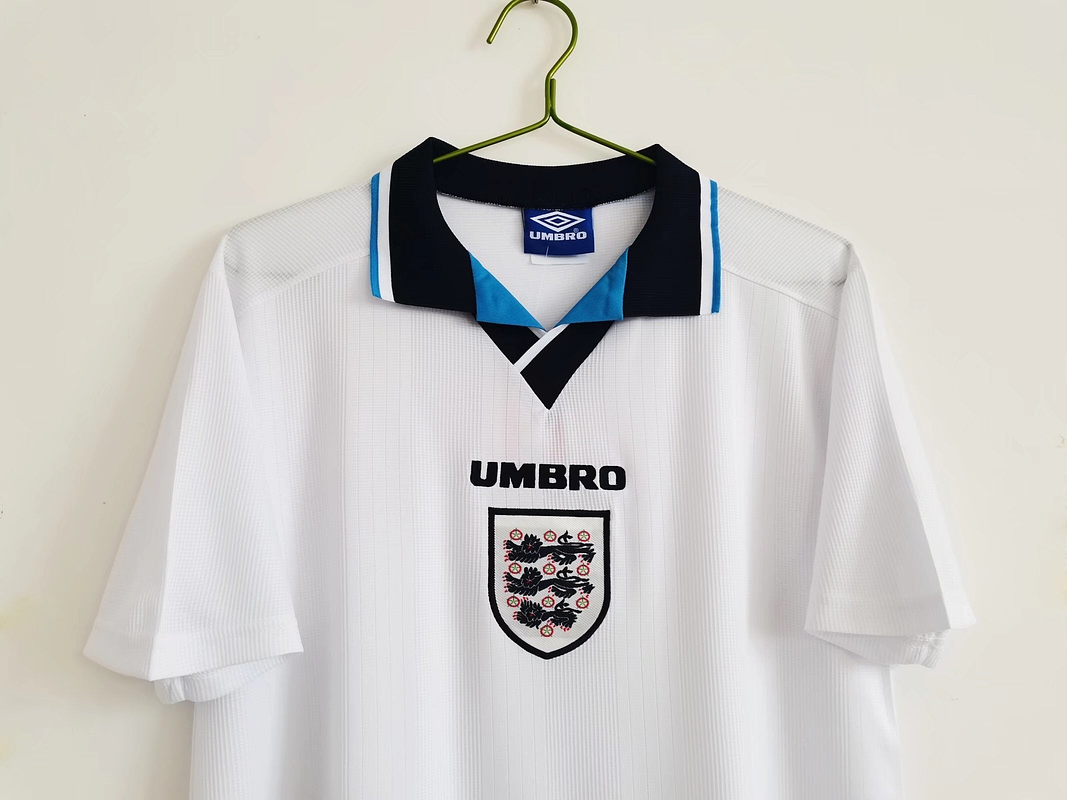 Inglaterra 1996 (Home Kit) 7