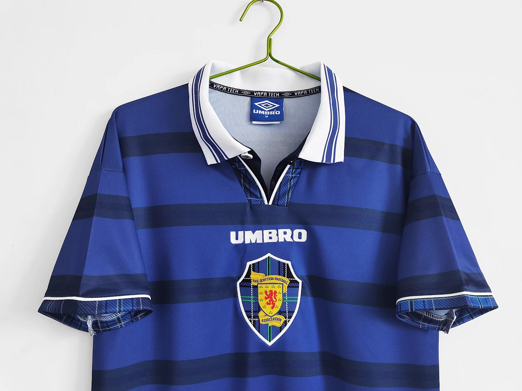 Escocia 1998/00 (Home Kit) 7