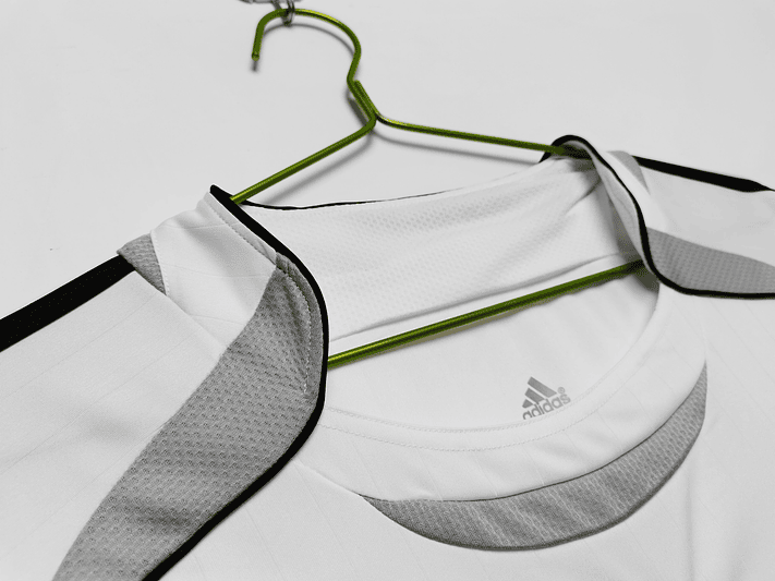 Real Madrid 2006/07 (home Kit) 3