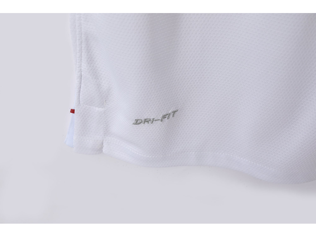 Inglaterra 2013 (Home Kit) 11