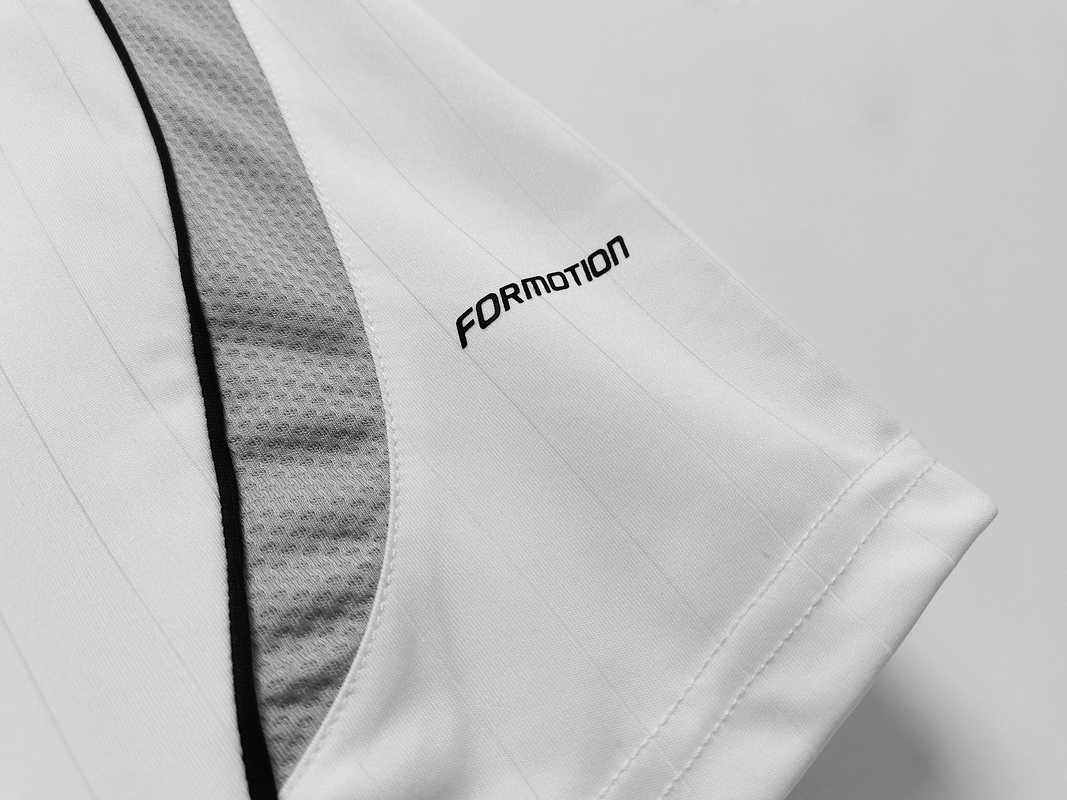 Real Madrid 2006/07 (home Kit) 4