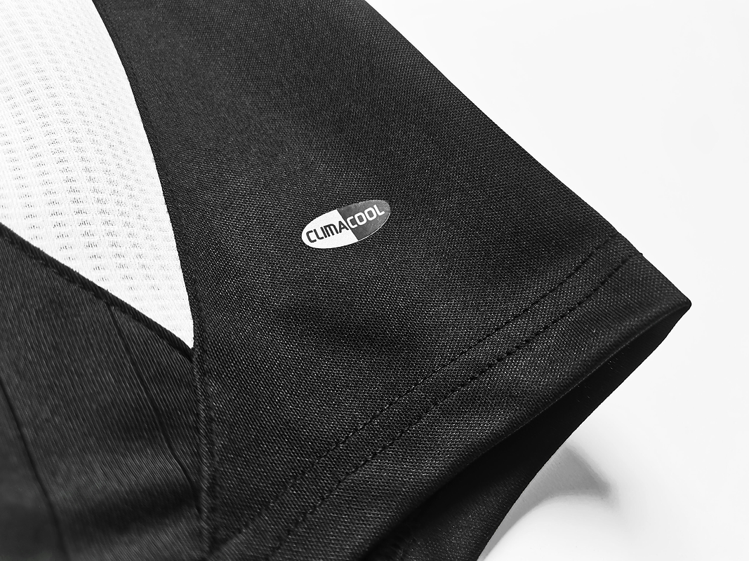 Real Madrid 2006/07 (Away Kit) 6