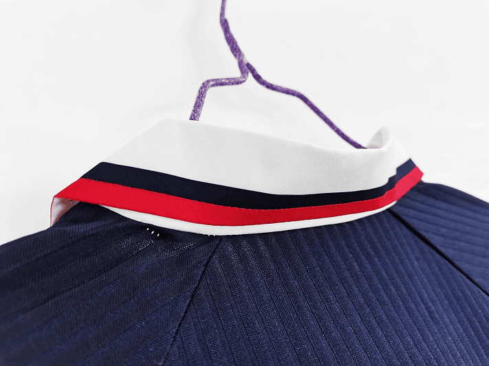 Escocia 1996/98 (Home Kit) 8