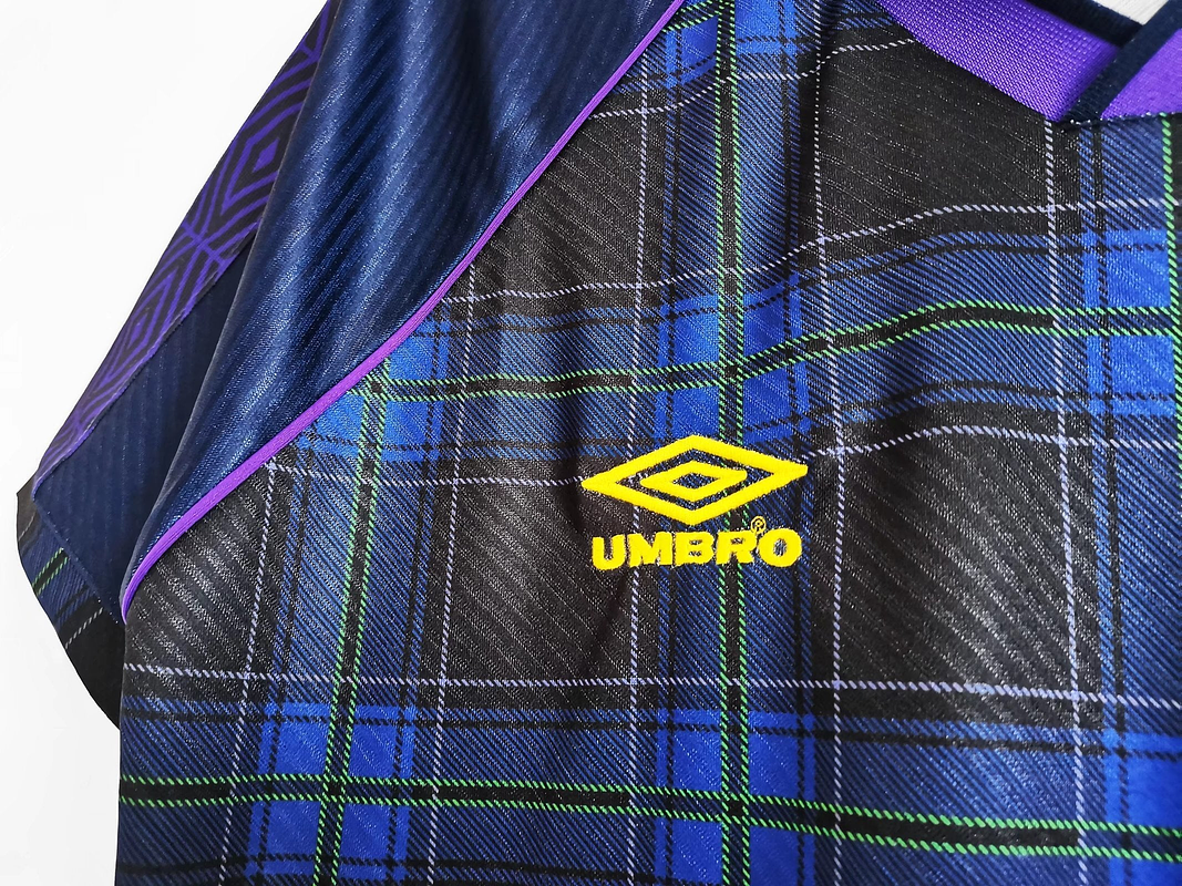 Escocia 1994/96 (Home Kit) 7