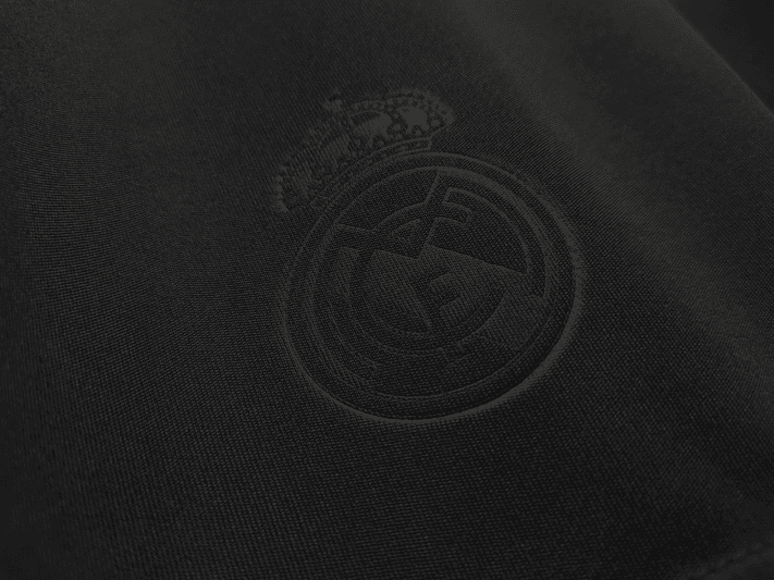 Real Madrid 2008/09 (Away Kit) 4