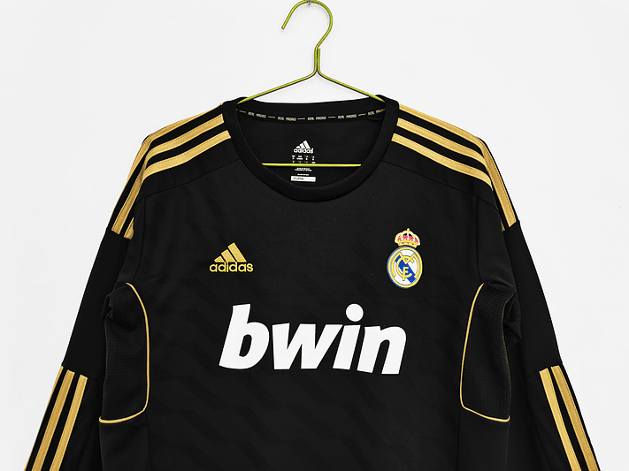 Real Madrid 2011/12 (Away Kit – Long Sleeve) 2