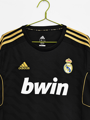 Real Madrid 2011/12 (Away Kit – Long Sleeve)