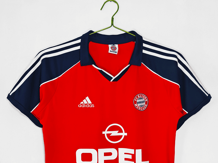 Bayern Munich 2000/01 (Home Kit) 2