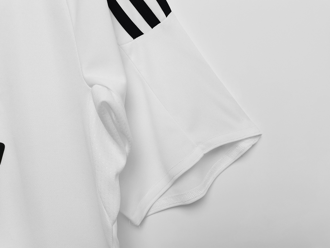 Real Madrid 2008/09 (Home Kit) 10