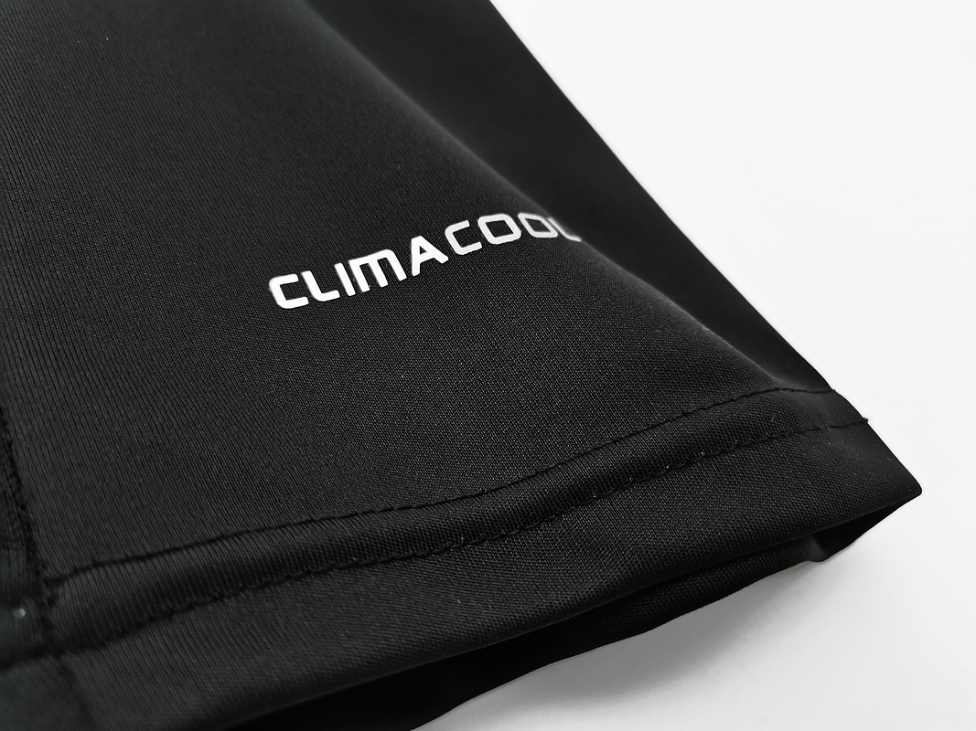 Real Madrid 2011/12 (Away Kit) 5