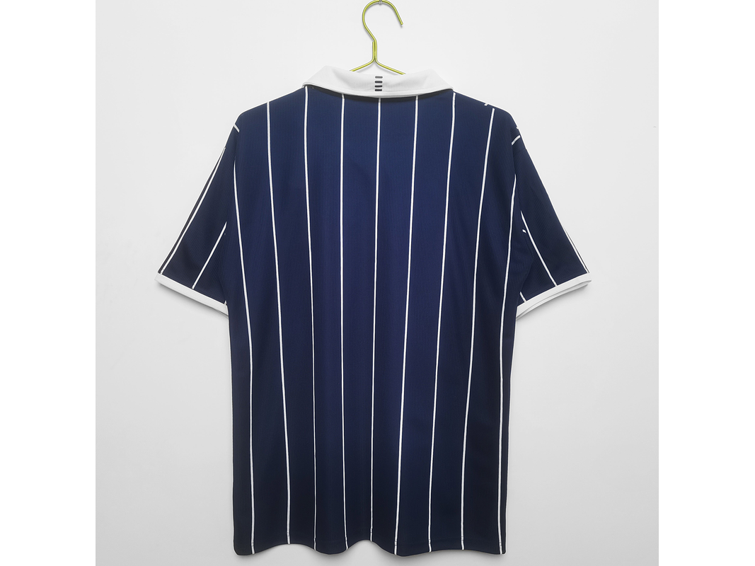 Escocia 2002 (Home Kit) 7