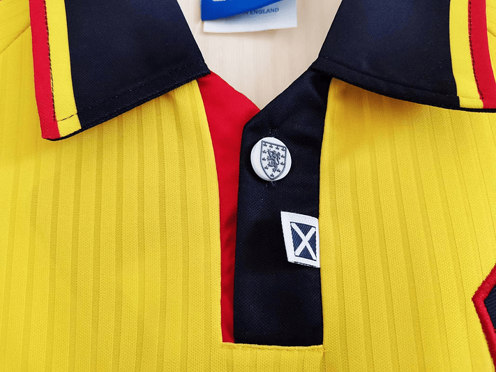 Escocia 1996/98 (Away Kit) 6