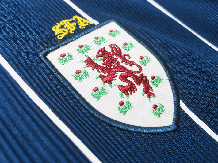 Escocia 2002 (Home Kit) 8