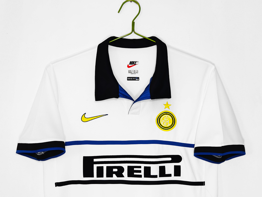 Inter de Milán 1998/99 (Away Kit) 9