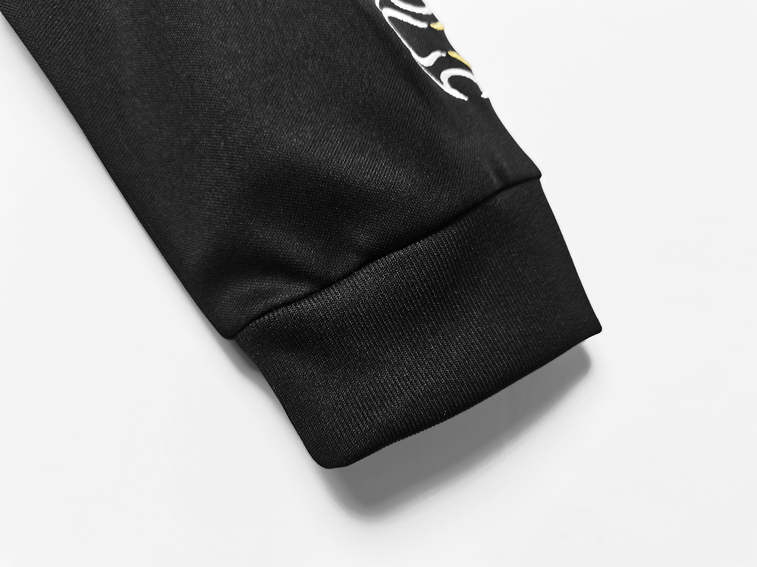 Real Madrid 2006/07 (Away Kit – Long Sleeve) 13