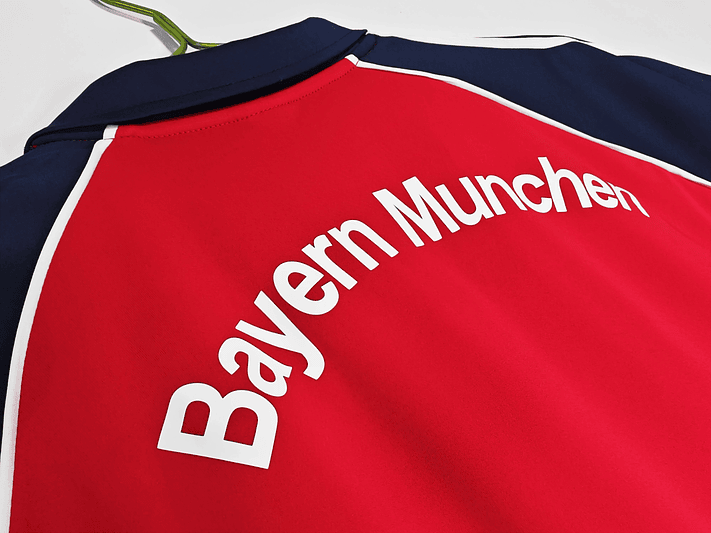 Bayern Munich 2000/01 (Home Kit) 7