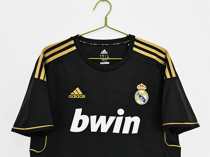 Real Madrid 2011/12 (Away Kit) 9