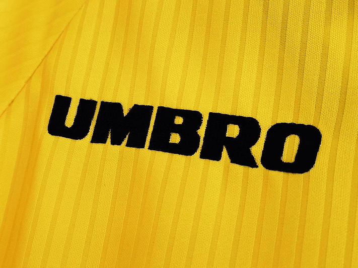 Escocia 1996/98 (Away Kit) 12