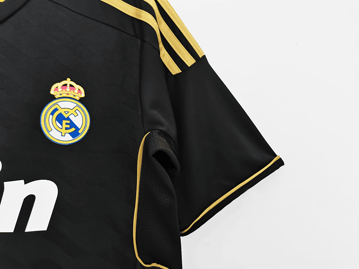 Real Madrid 2011/12 (Away Kit) 10