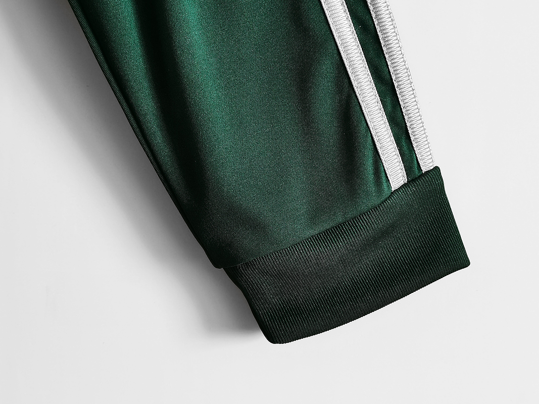 Real Madrid 2012/13 (Third Kit – Long Sleeve) 3