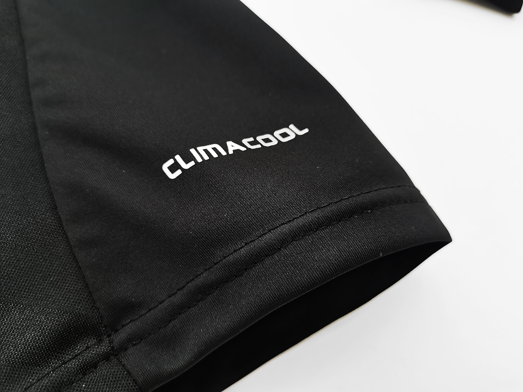 Real Madrid 2011/12 (Away Kit – Long Sleeve) 9