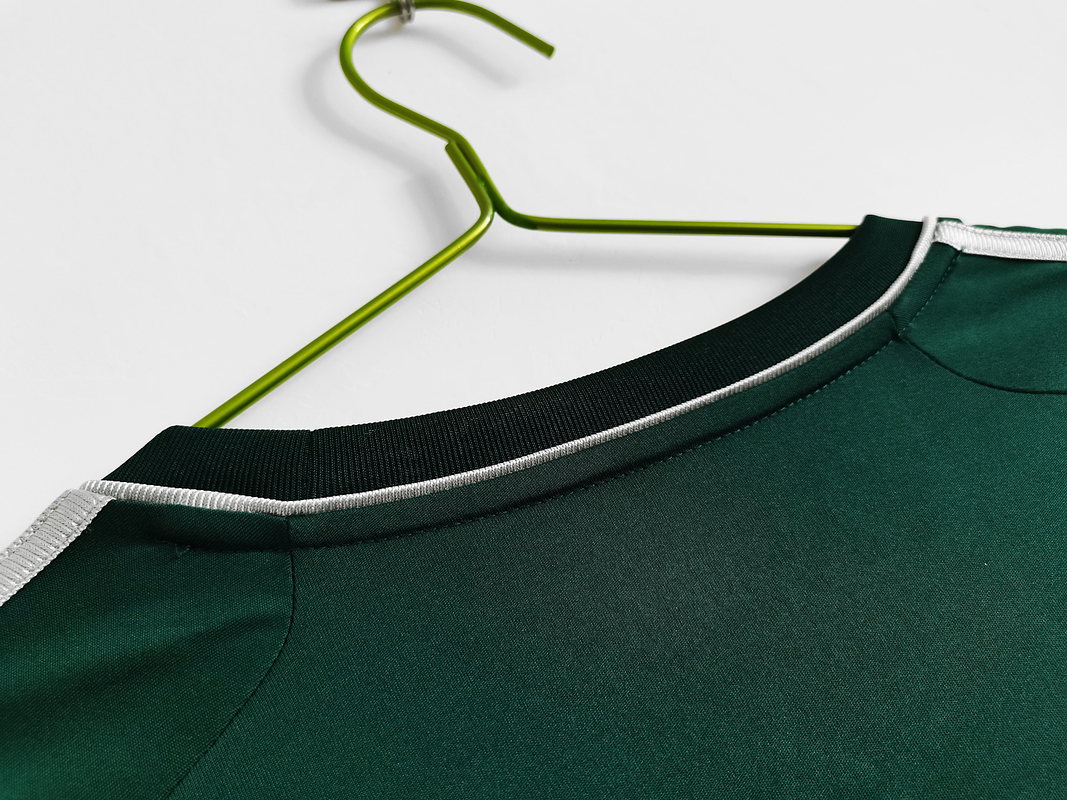 Real Madrid 2012/13 (Third Kit – Long Sleeve) 4