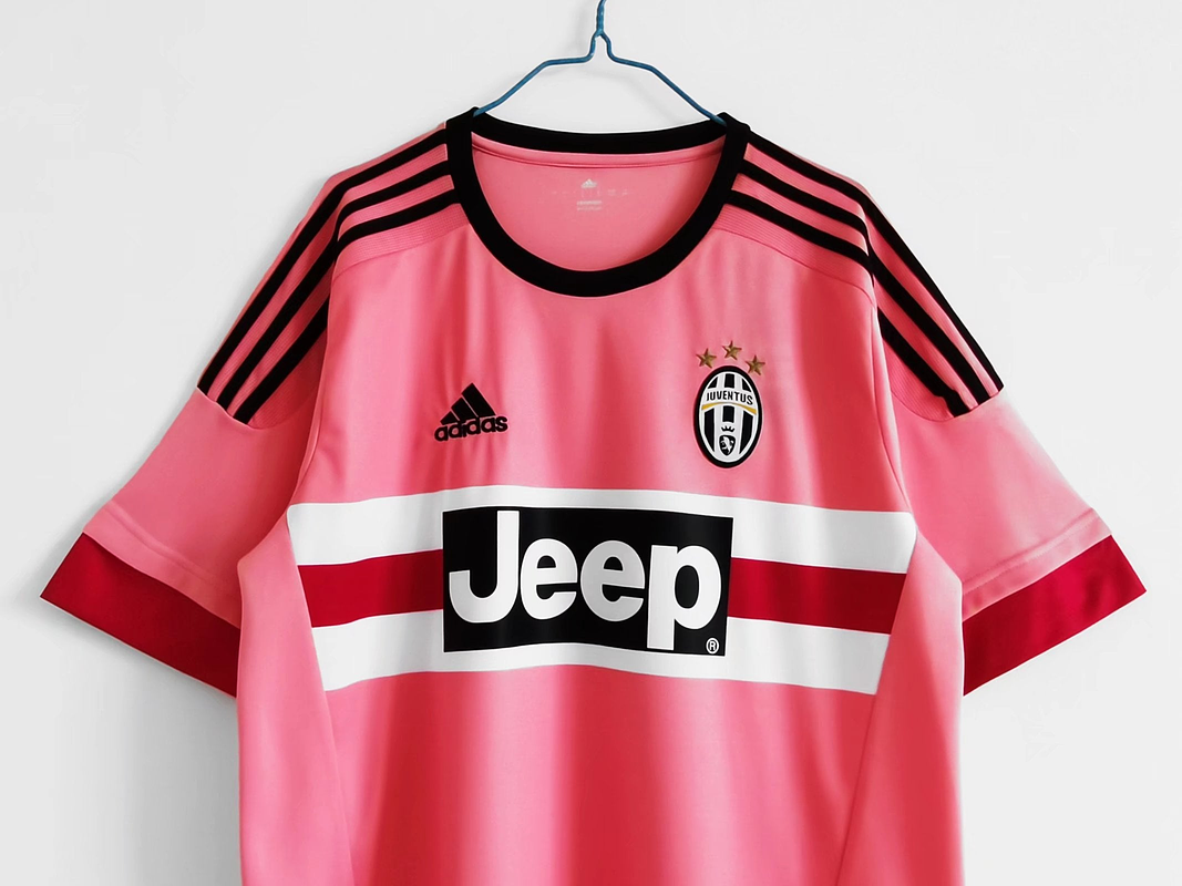 Juventus 2015/16 (Away Kit) 2