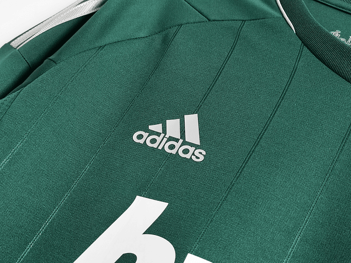 Real Madrid 2012/13 (Third Kit – Long Sleeve) 10