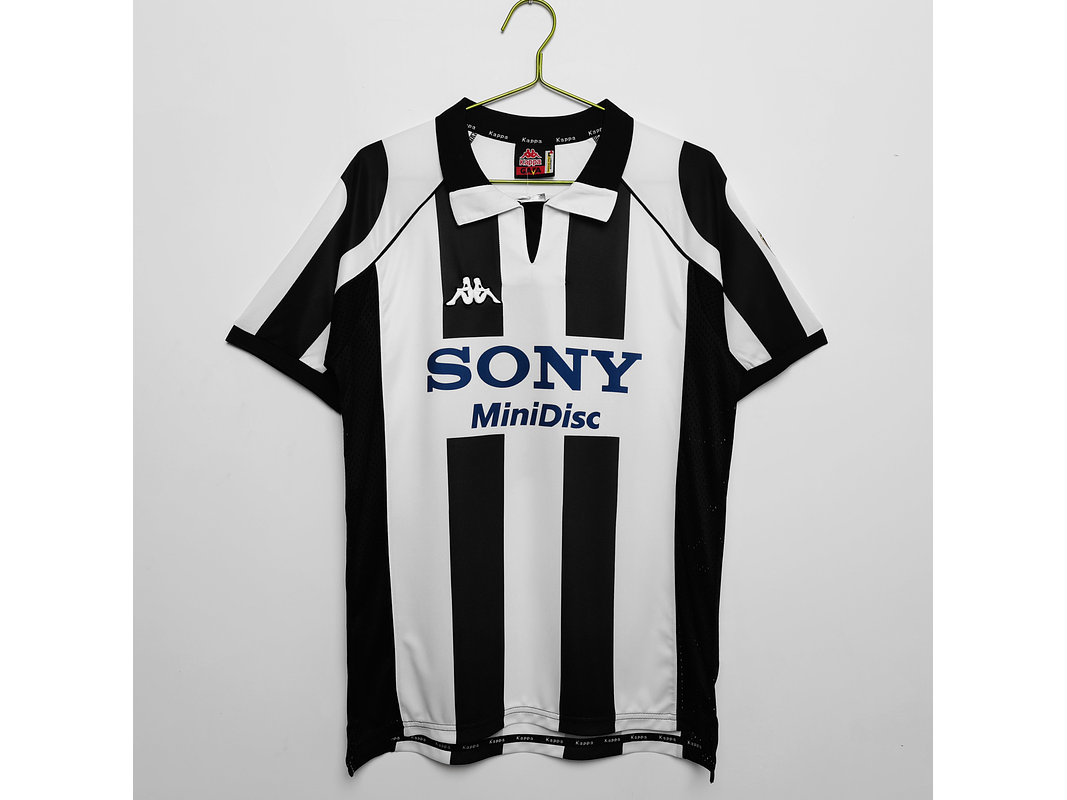 Juventus 1997/98 (Home Kit) 1