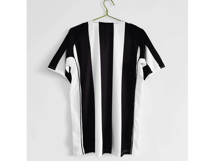 Juventus 2004/05 (Home Kit) 7