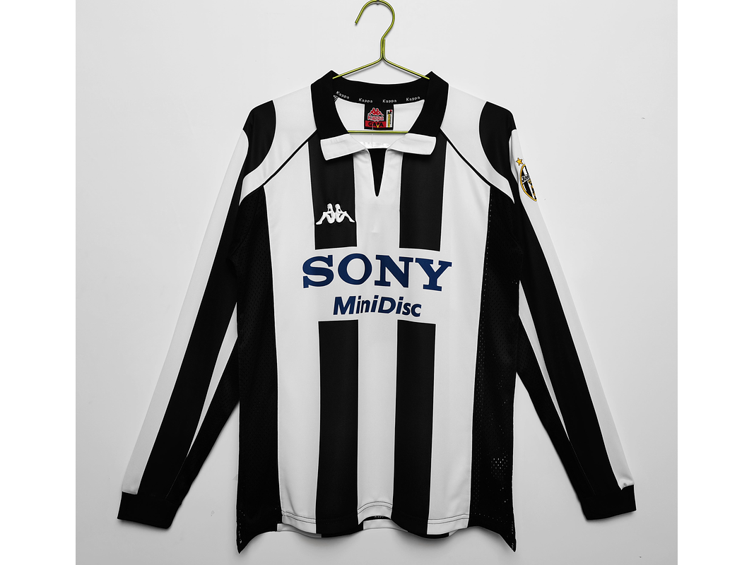 Juventus 1997/98 (Home Kit - Long Sleeve) 1