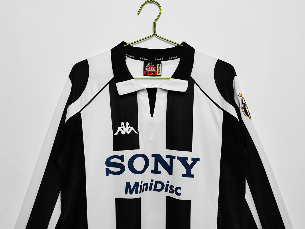 Juventus 1997/98 (Home Kit - Long Sleeve) 2