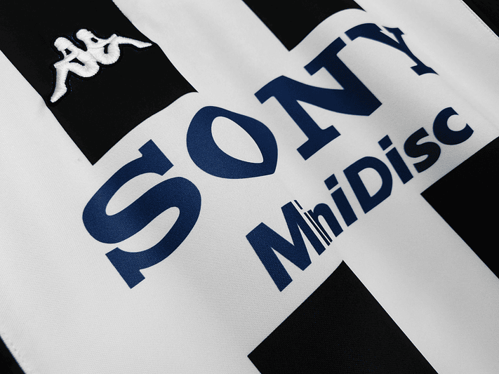 Juventus 1997/98 (Home Kit - Long Sleeve) 3