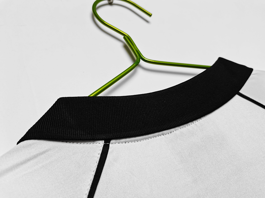 Juventus 1997/98 (Home Kit) 7