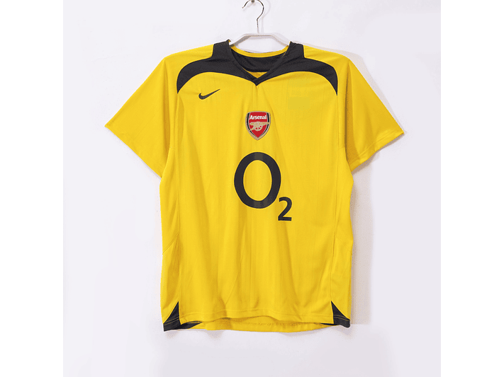 Arsenal 2005/06 (Away Kit) 1