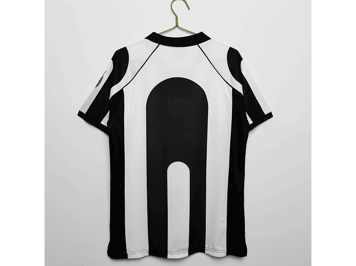Juventus 1997/98 (Home Kit) 12