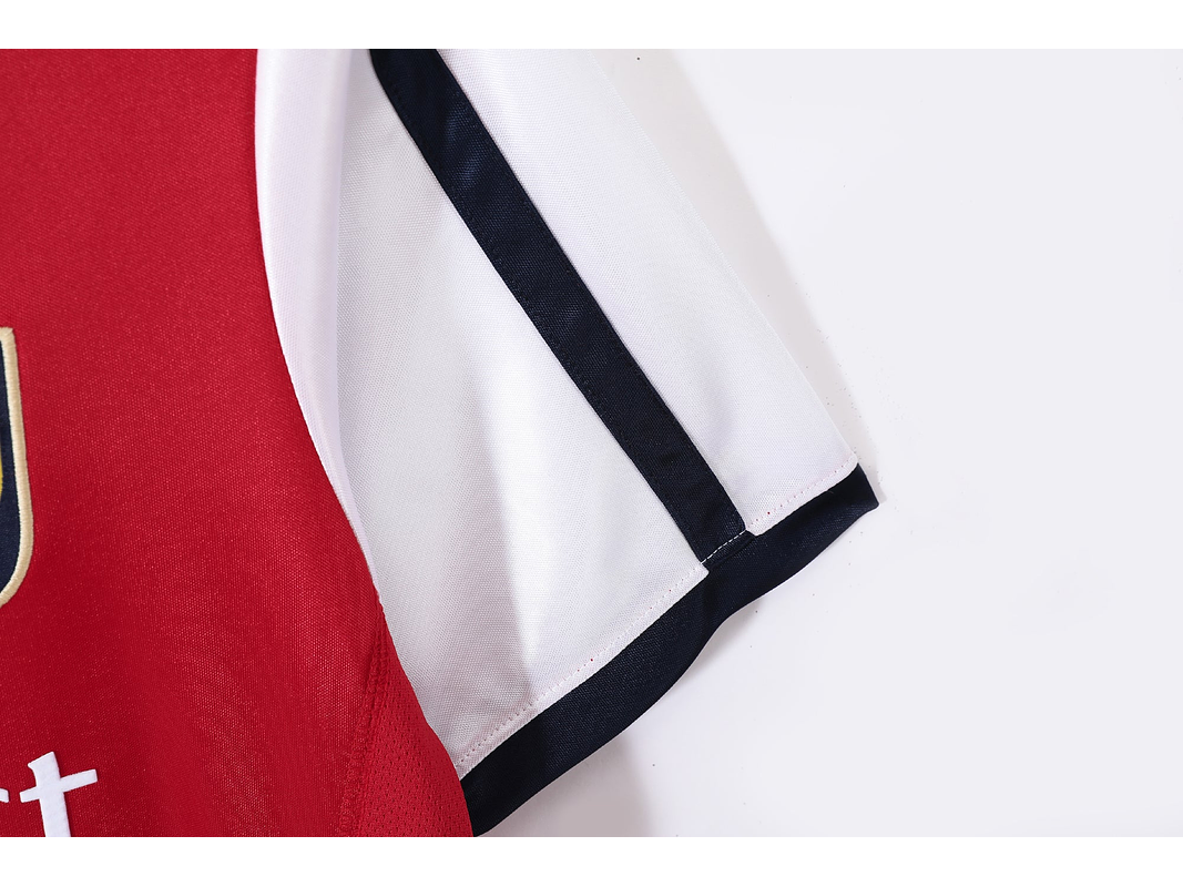 Arsenal 2001/02 (Home Kit) 5