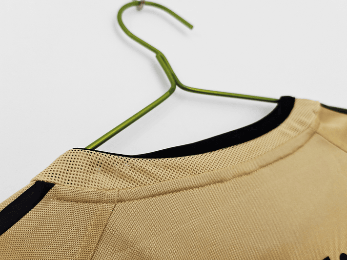 Bayern Munich 2004/05 (Away Kit) 6